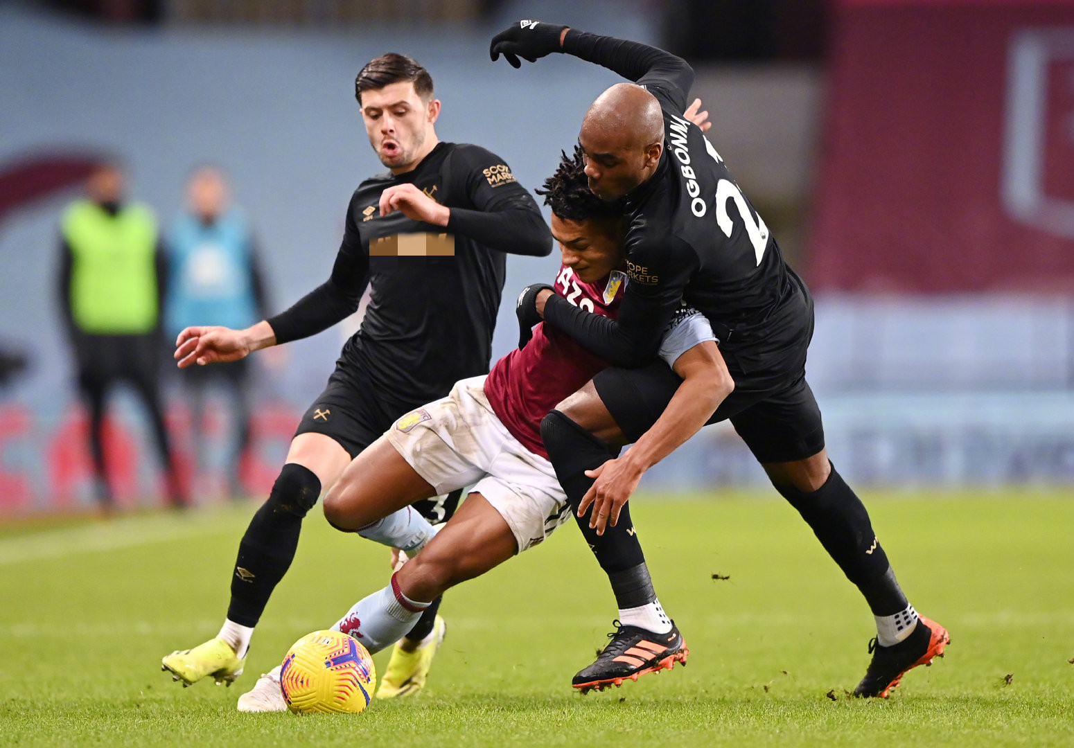 能够吸引众 能够吸引众