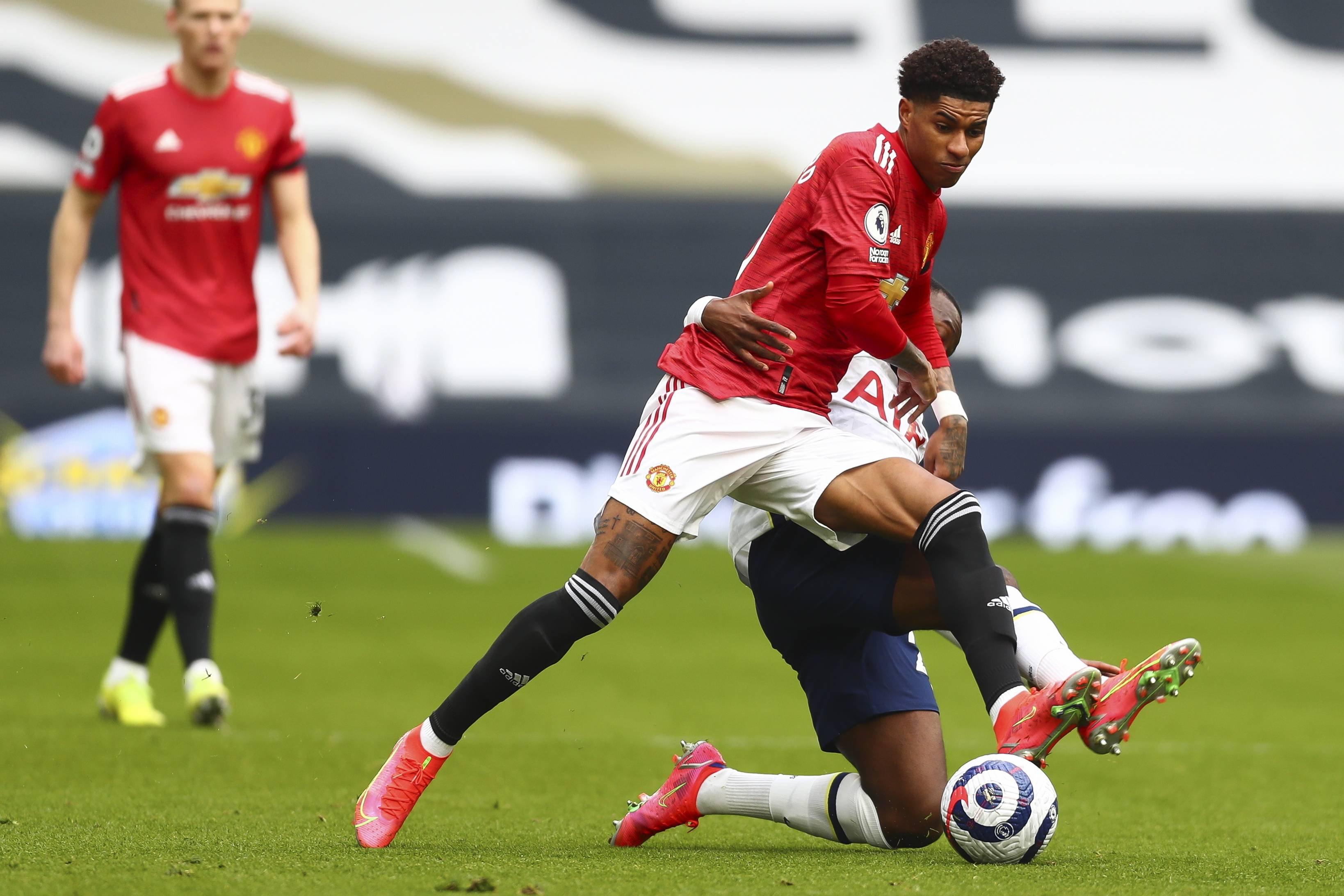 通过精准的 通过精准的